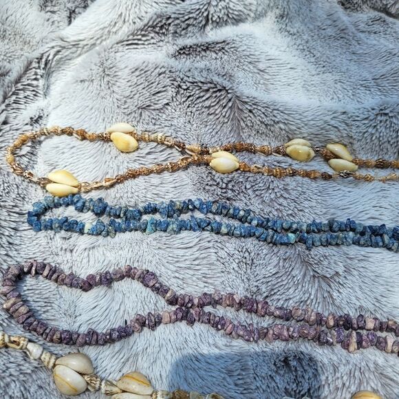 Set of 6 shell necklaces - Picture 4 of 4